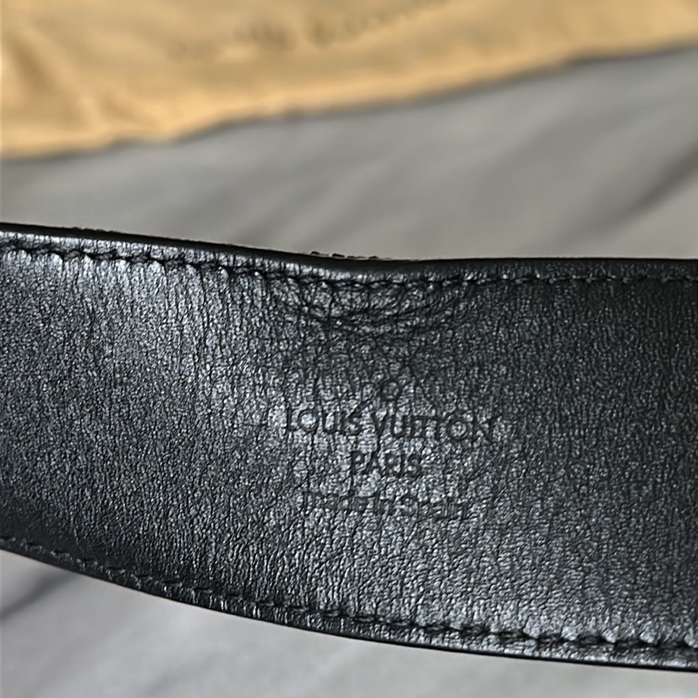 Authentic LV Damier Graphite Belt M9808 - Picture 10 of 14